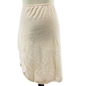 Vintage Bali Half Slip Peach Nylon Lace Slit Size Small